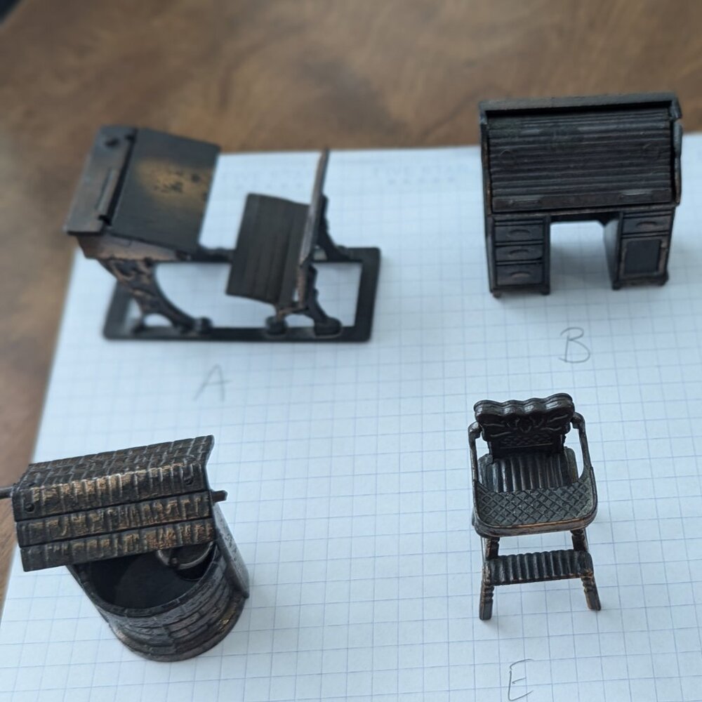Set of 6 vintage Holly Hobbie miniatures - die cast metal Durham Industries 70s